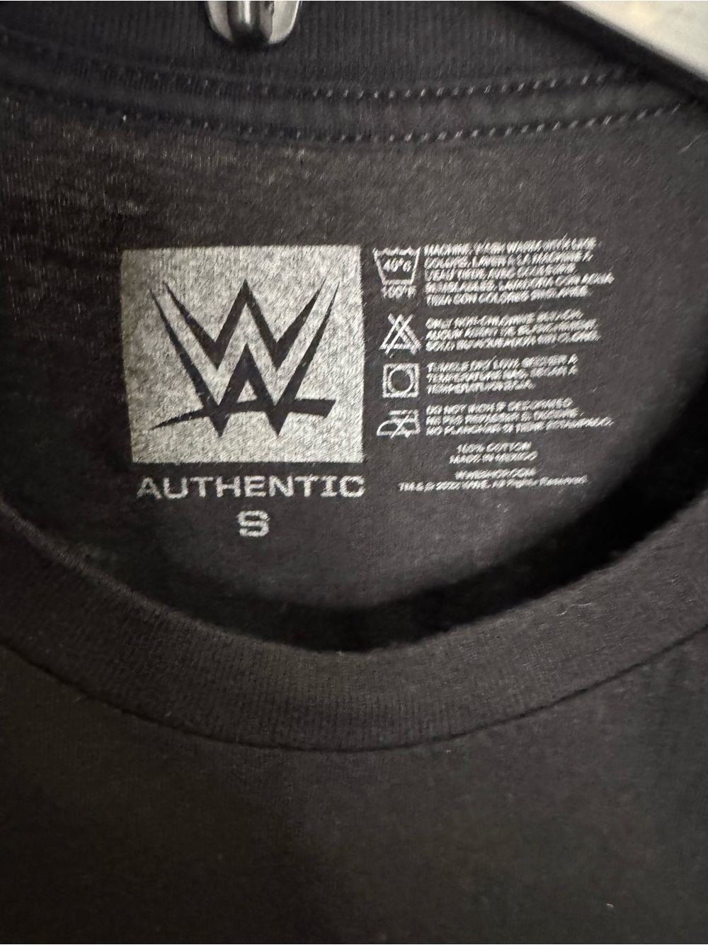 WWE Liv Morgan “Title” T-Shirt Women’s Small Black Graphic WWE Wrestling - Picture 3 of 5